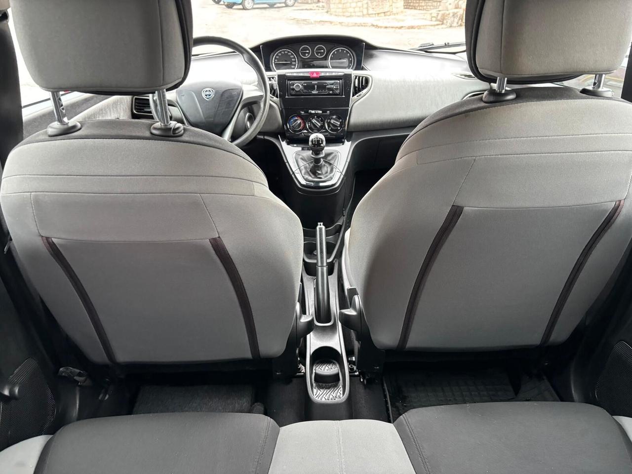 Lancia Ypsilon 0.9 TwinAir 85 CV 5 porte Metano Ecochic Gold