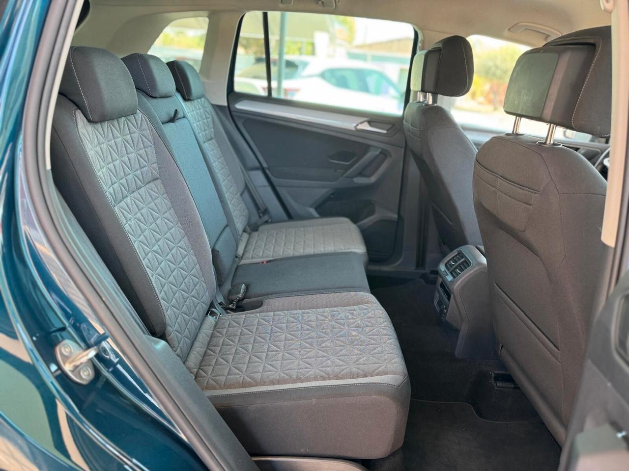 Volkswagen Tiguan 2.0 TDI 150 CV SCR DSG Elegance