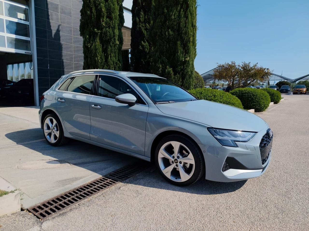 Audi A3 SPB 30 TDI Business Advanced