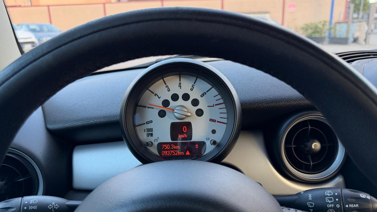 Mini 1.6 16V One (55kW)