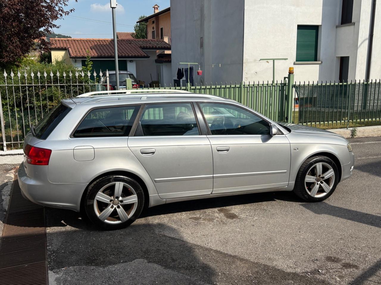 Audi A4 2.0 140 CV 2006