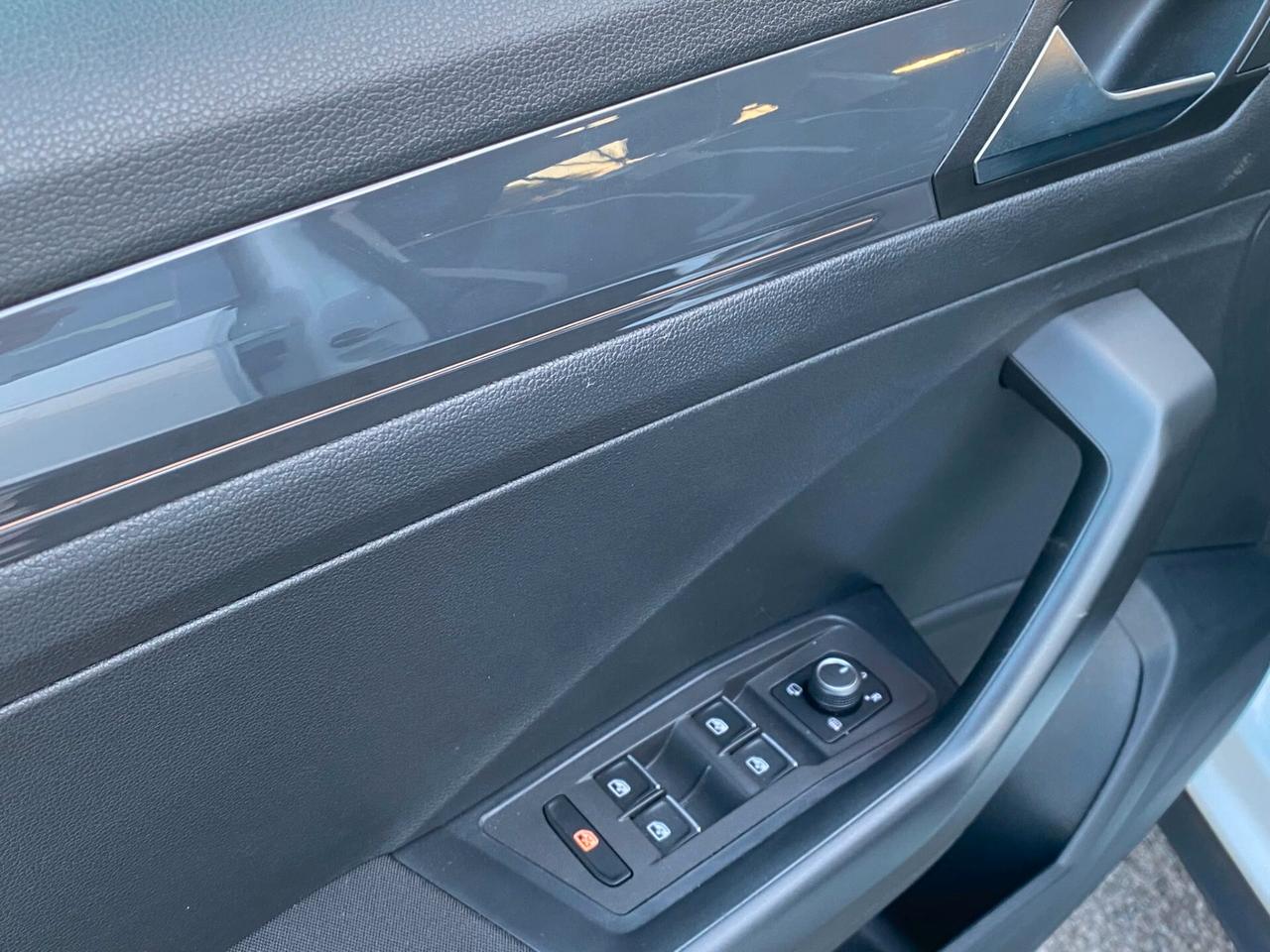 Volkswagen T-Roc 1.6 TDI SCR Advanced BlueMotion Technology
