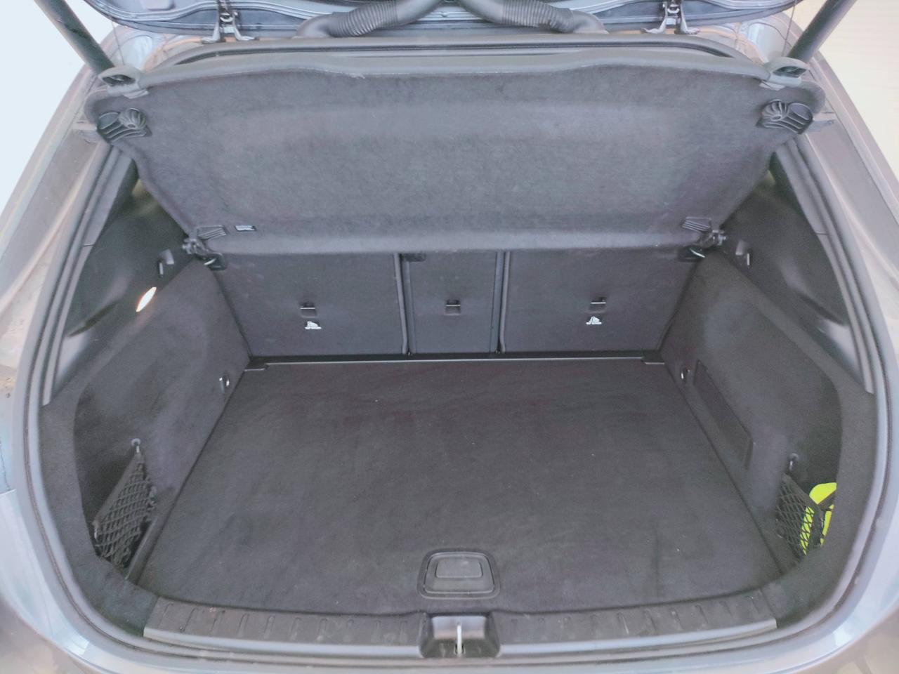 Mercedes-Benz GLA-H247 2023 - GLA 180 d Advanced auto