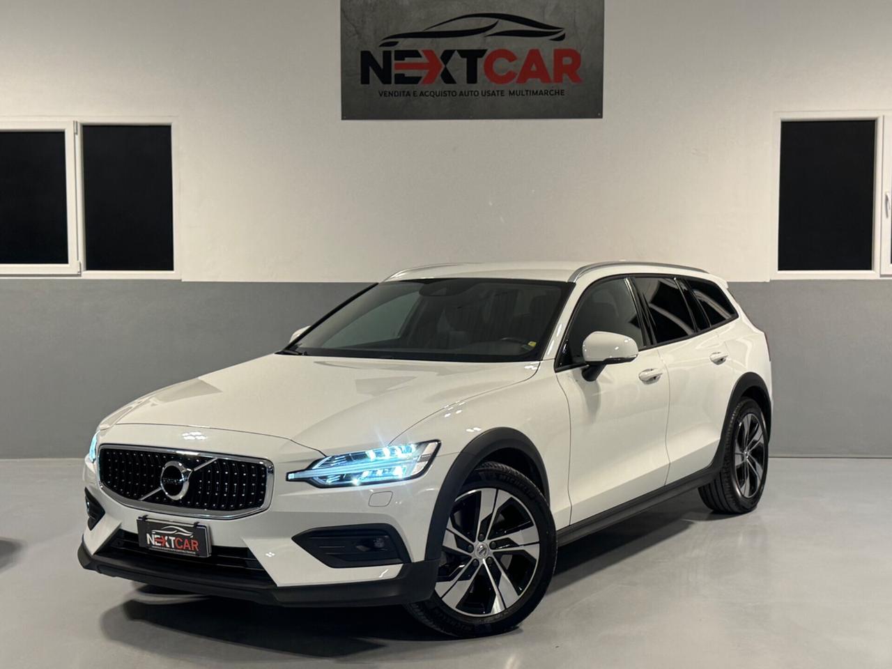 Volvo V60 Cross Country D4 AWD Automatico !