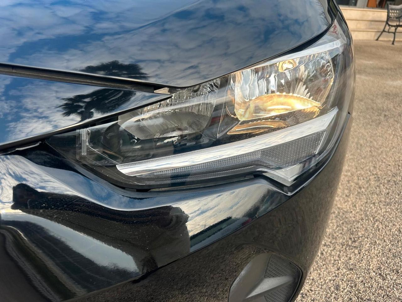 Opel Corsa 1.2 Elegance NEOPATENTATI