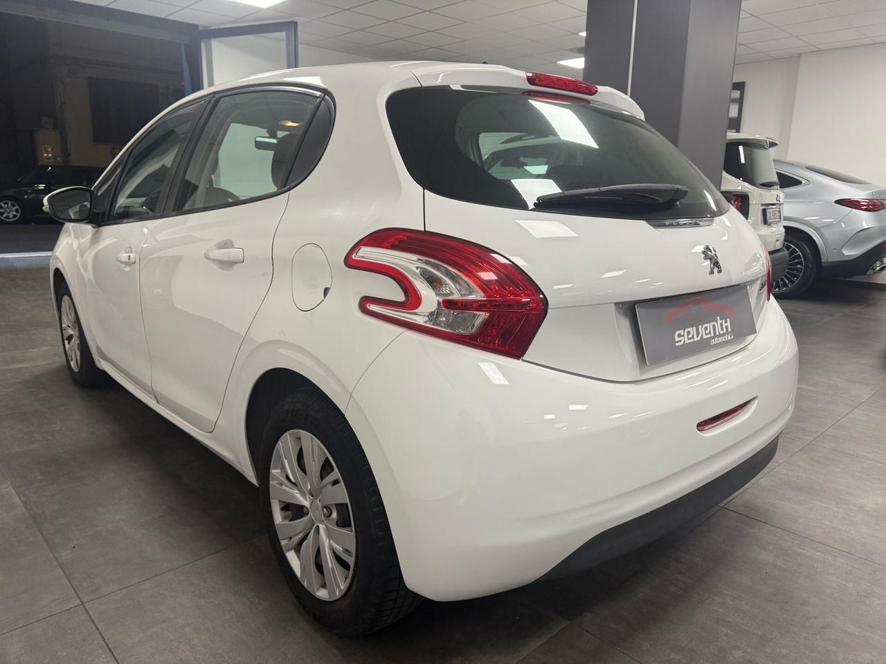 Peugeot 208 1.2 VTi 82 CV 5 porte Allure GARANZIA 36 mesi