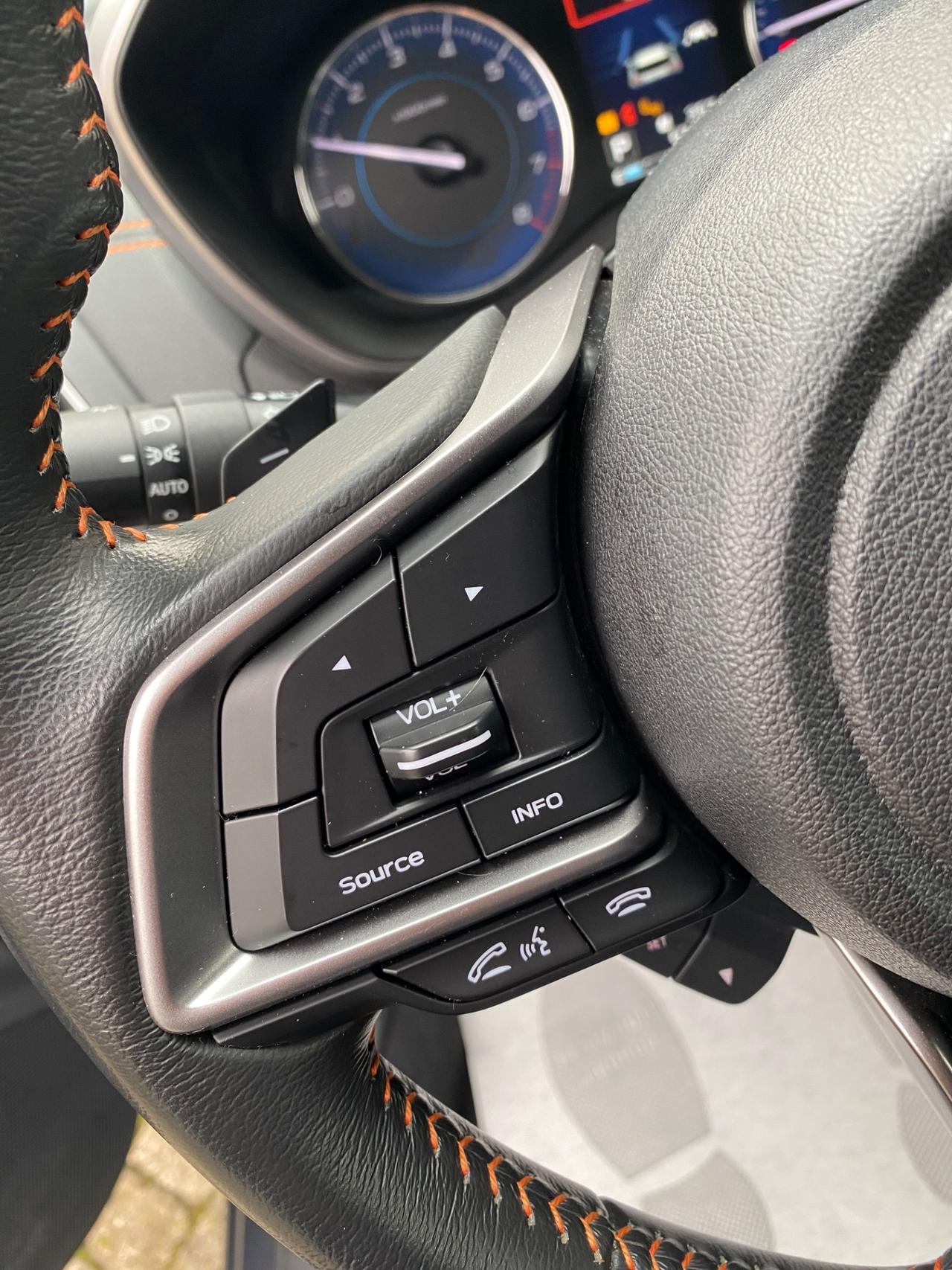 Subaru XV 2.0i e-Boxer MHEV Lineartronic Style Navi