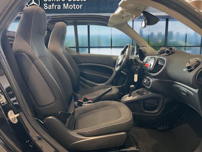 smart fortwo fortwo 90 0.9 T twinamic cabrio Passion