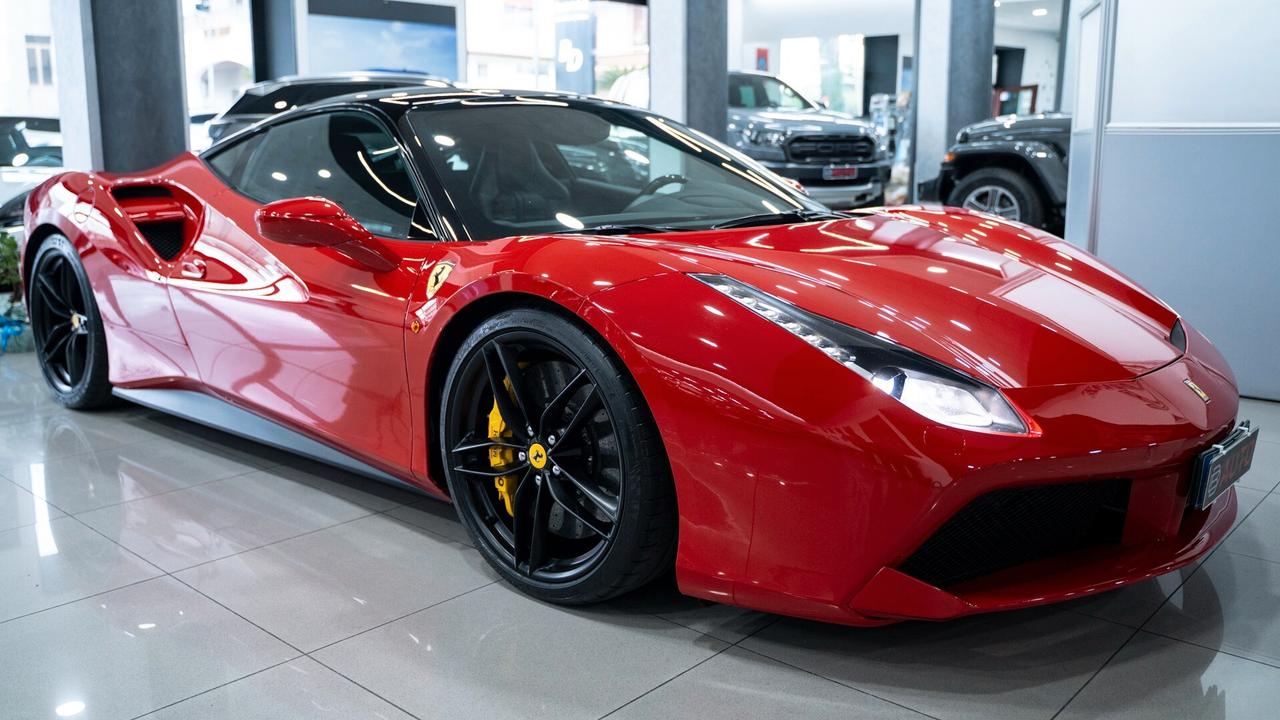 Ferrari 488 GTB 3.9 DCT FULL CARBON CARBOCERAMIC DISPLAY SEDIL