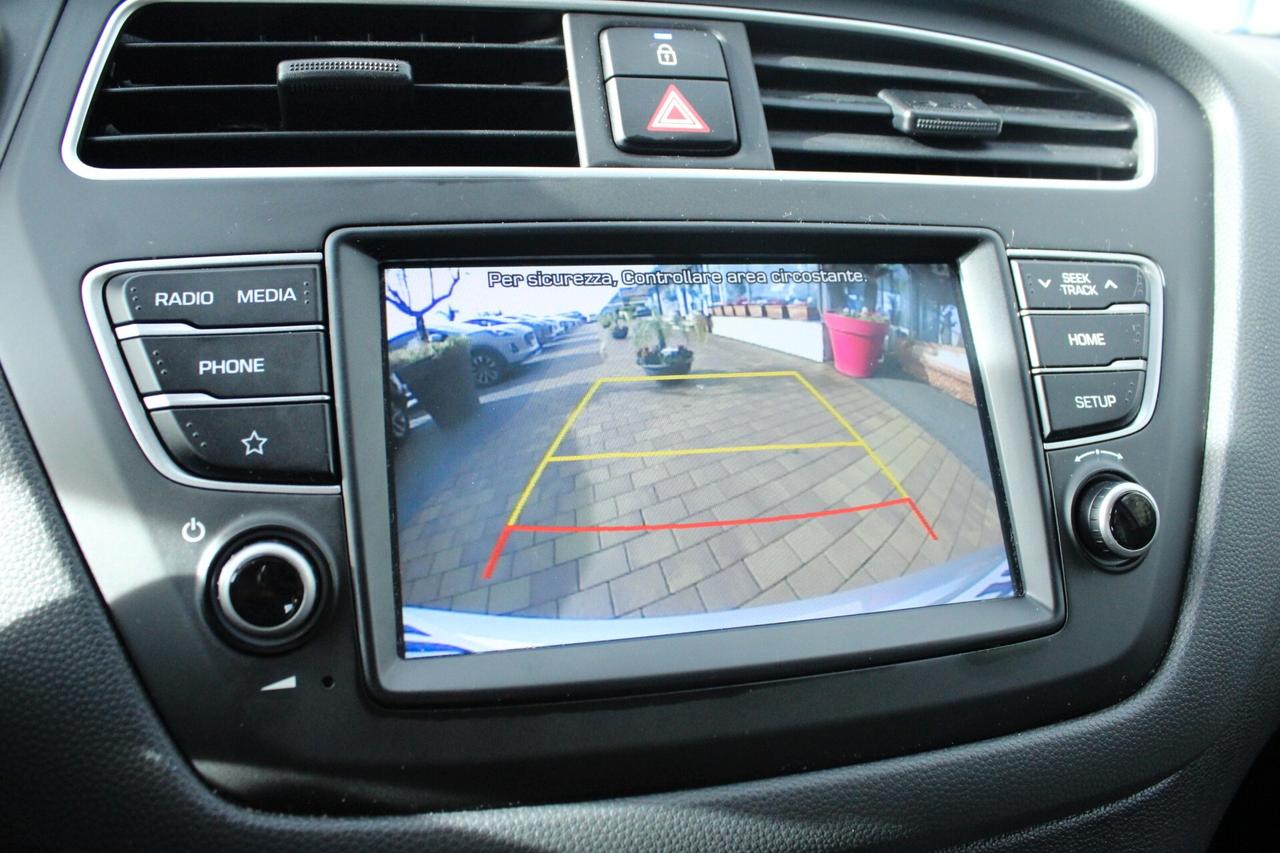 Hyundai i20 1.2 5 porte Tech