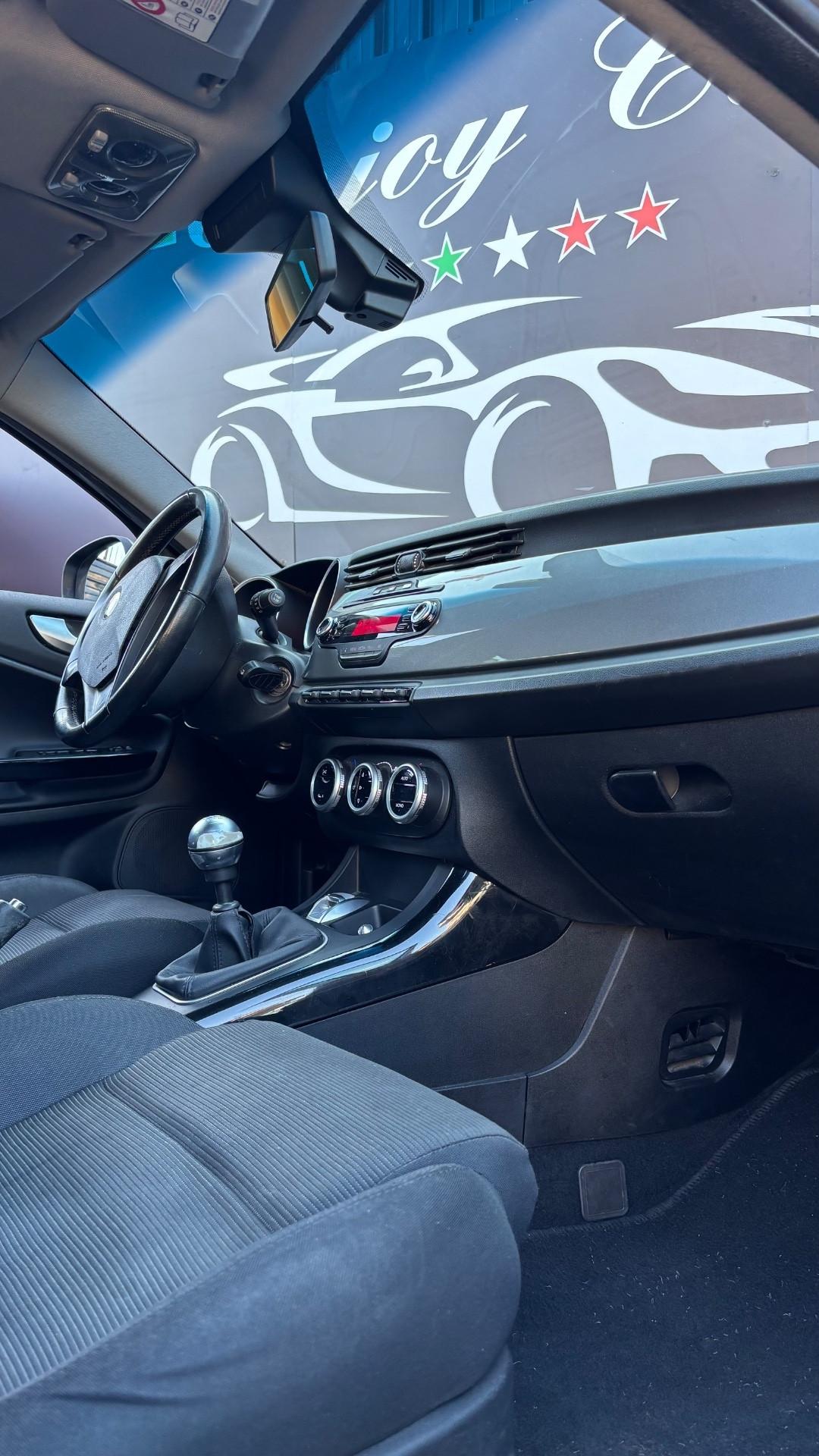 Alfa Romeo Giulietta 1.6 JTDm-2 105 CV Exclusive