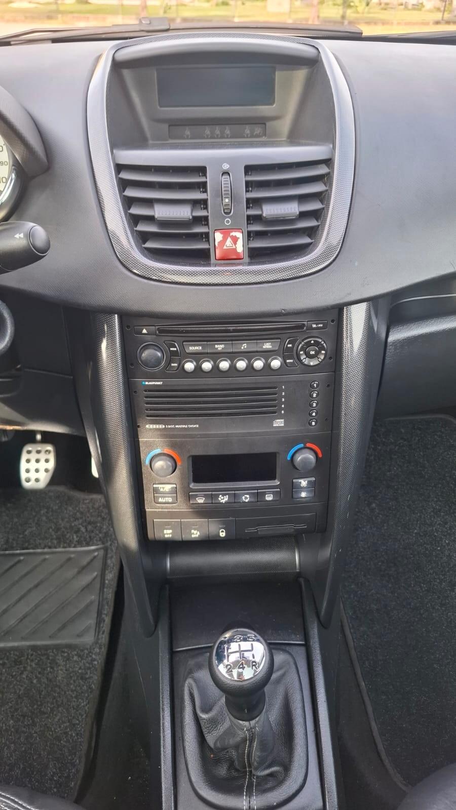 Peugeot 207 1.6 HDi 110CV 3p. Féline 84.427km