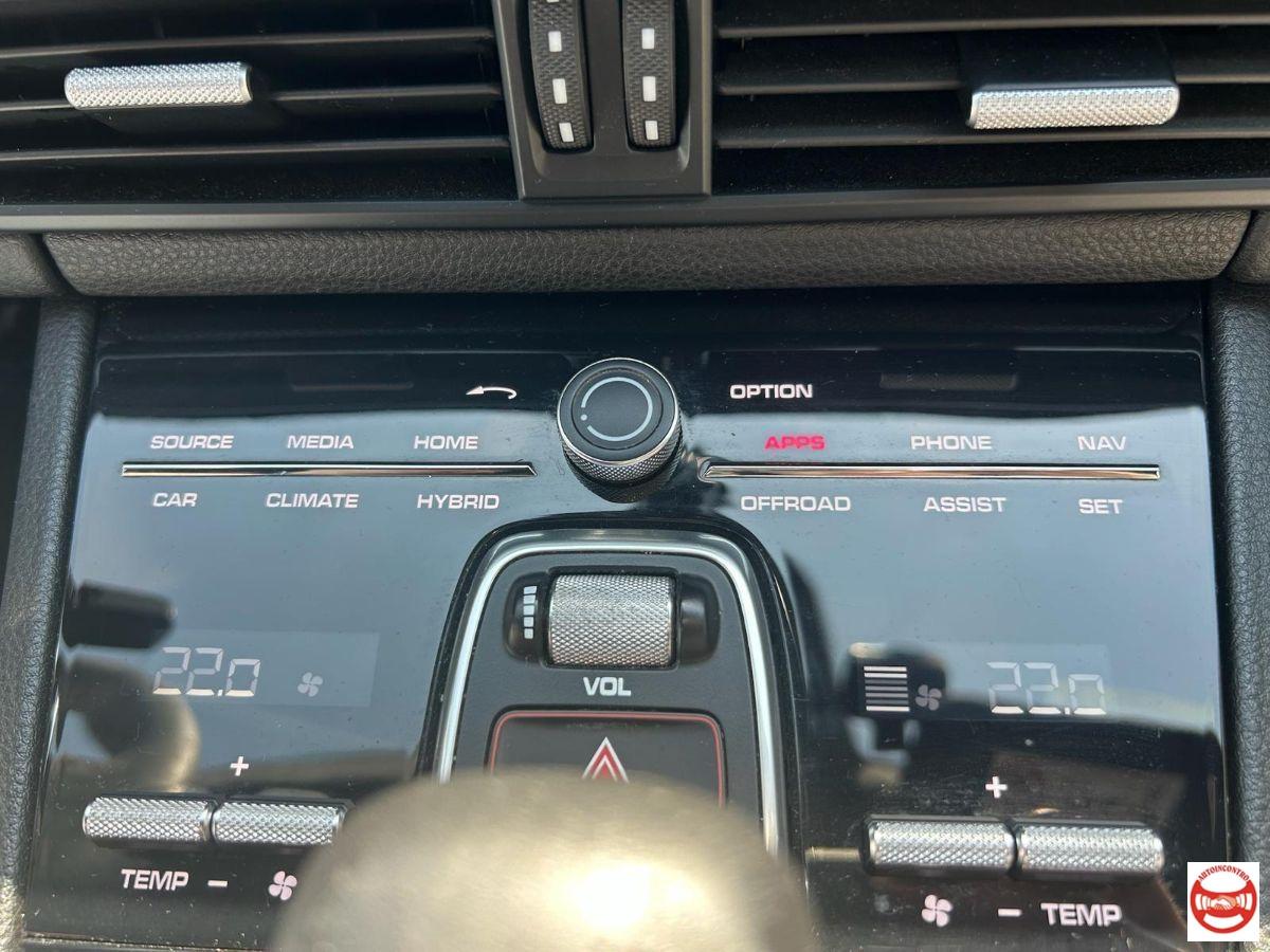 PORSCHE - Cayenne Coupe 3.0 e-hybrid tiptronic
