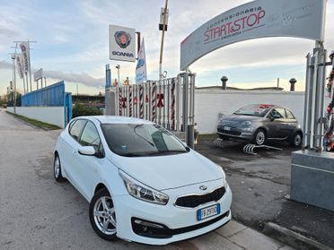 Kia Ceed cee'd 1.6 CRDi 110 CV 5 porte Cool