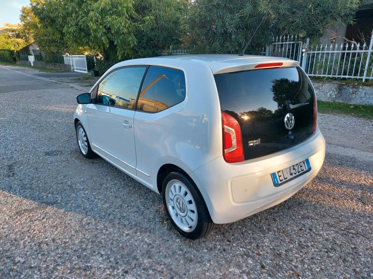 Volkswagen up! 1.0 75 CV 3p. take