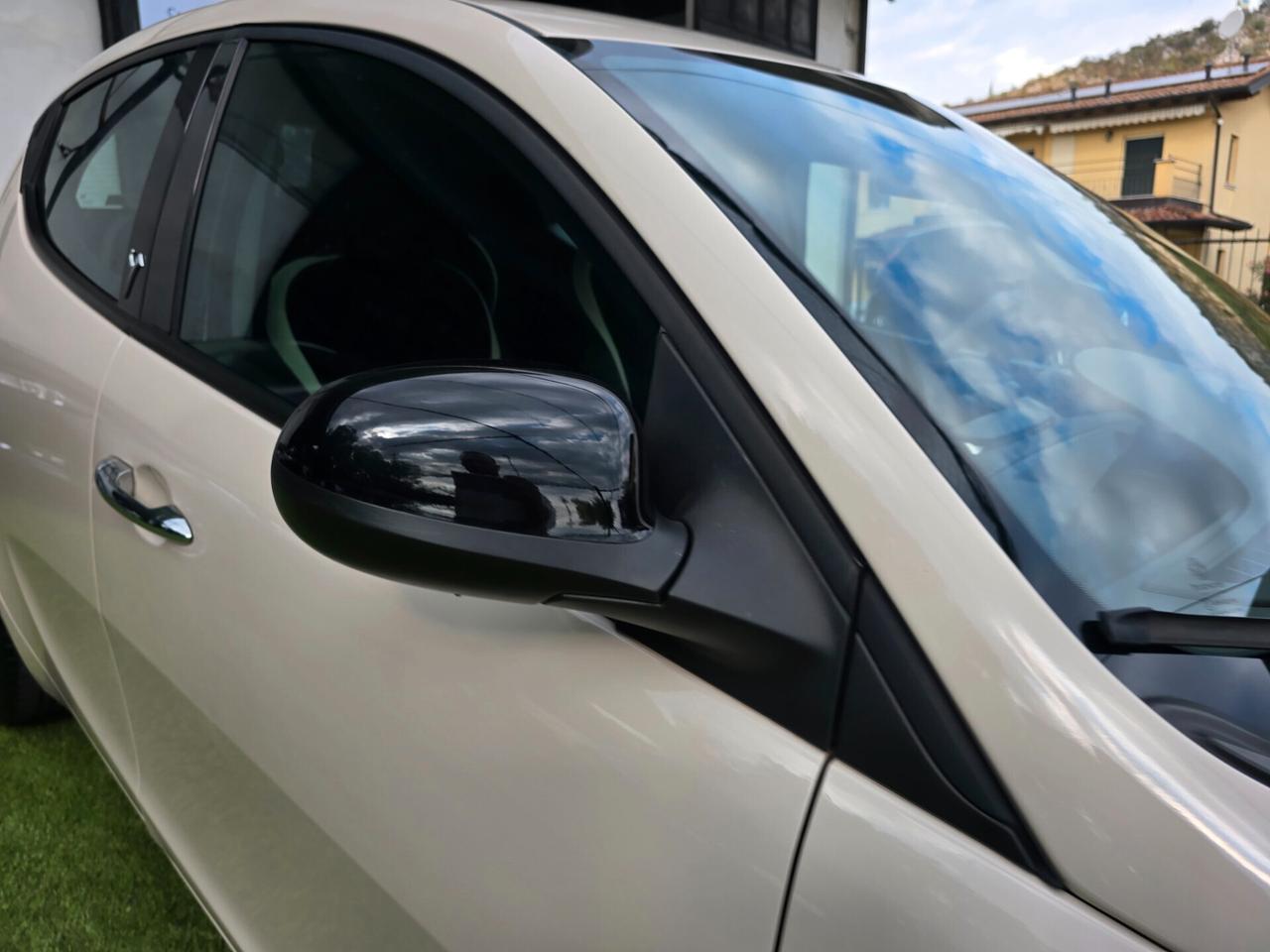 Lancia Ypsilon 1.2 69 CV solo 52000KM-2018