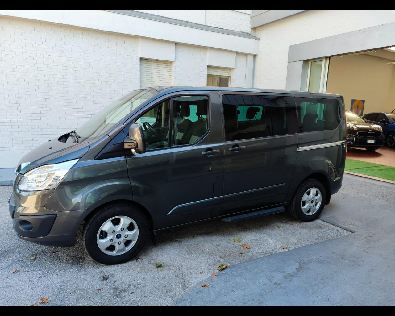 FORD Tourneo Custom 310 2.0 TDCi 130CV PC T