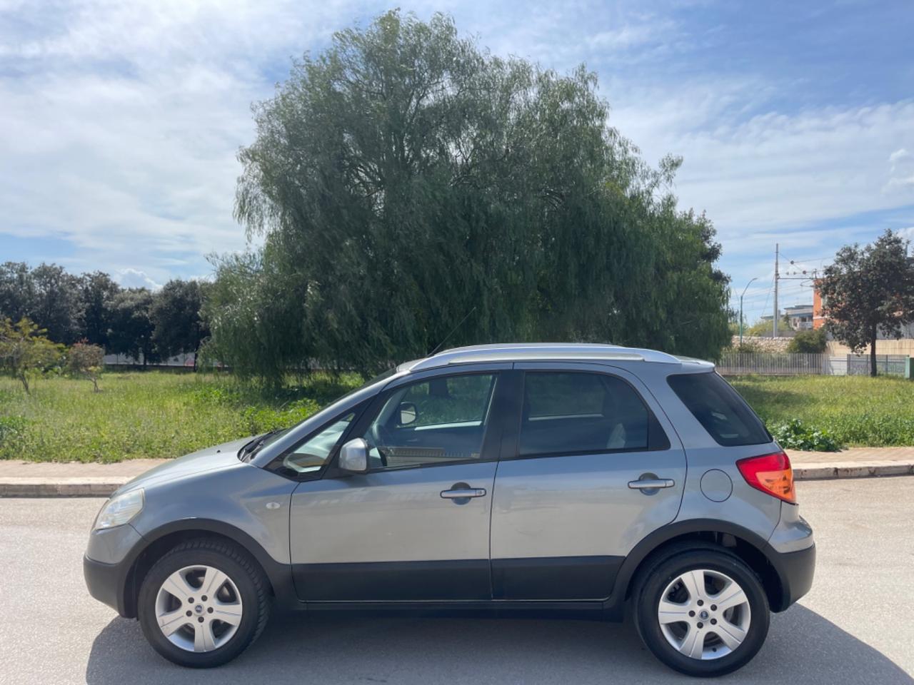 Fiat Sedici 1.9 MJT 4x4 Dynamic 2006 - POCHI KM