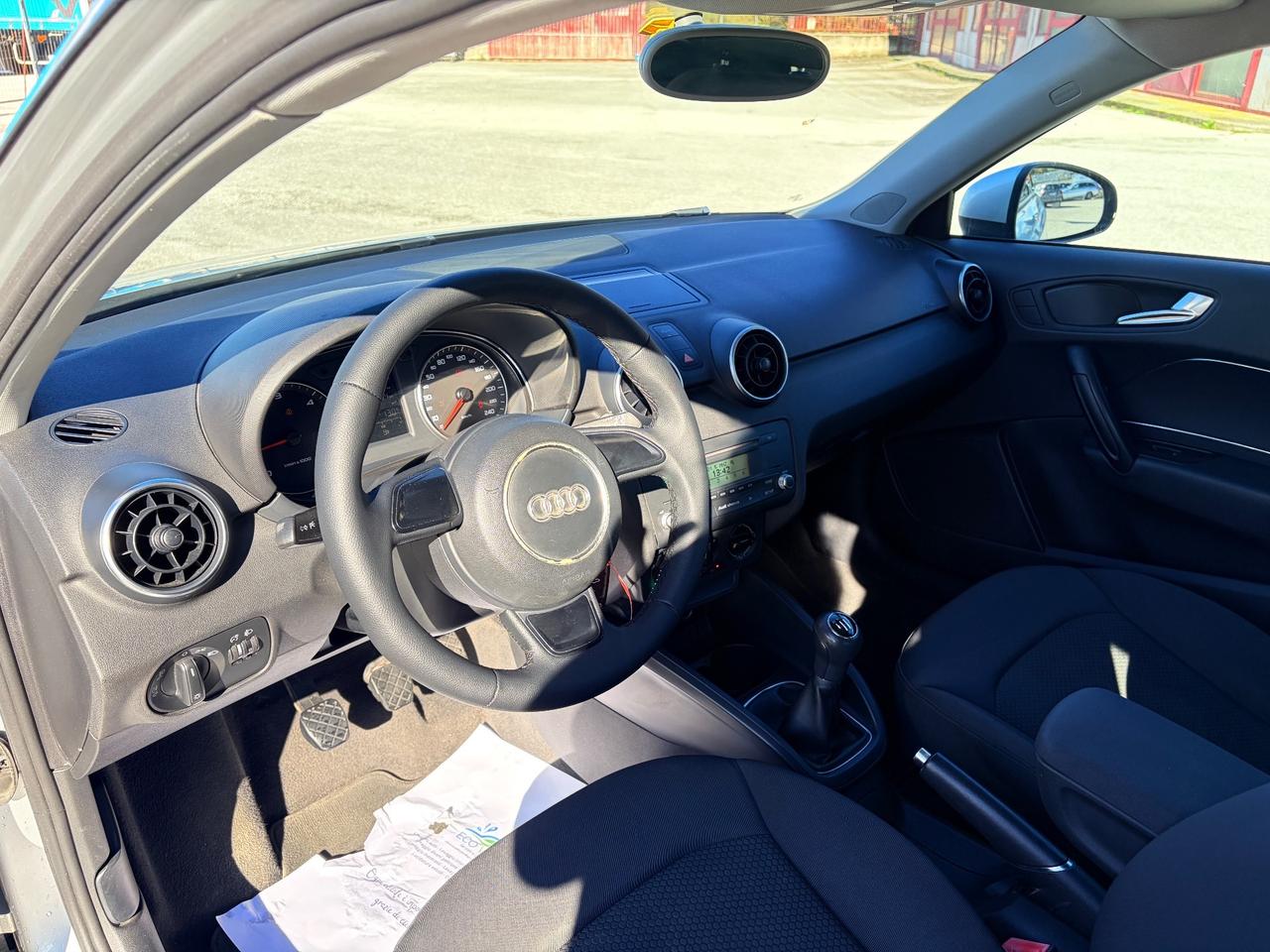 Audi A1 1.6 TDI 105 CV Attraction