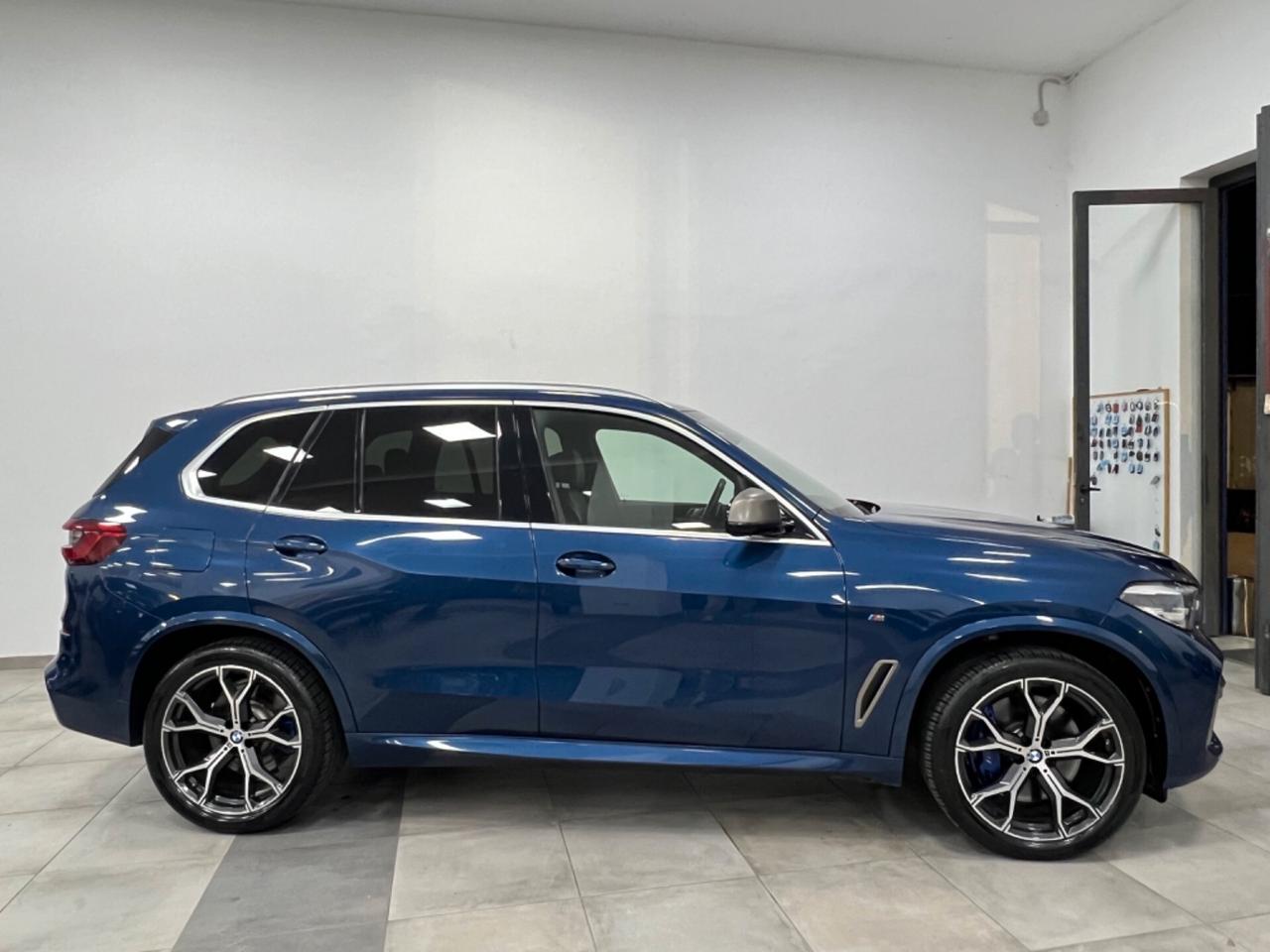 BMW X5 M 50d auto possibilità noleggio no scoring
