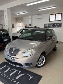 Lancia Ypsilon 1.3 MJT 75 CV
