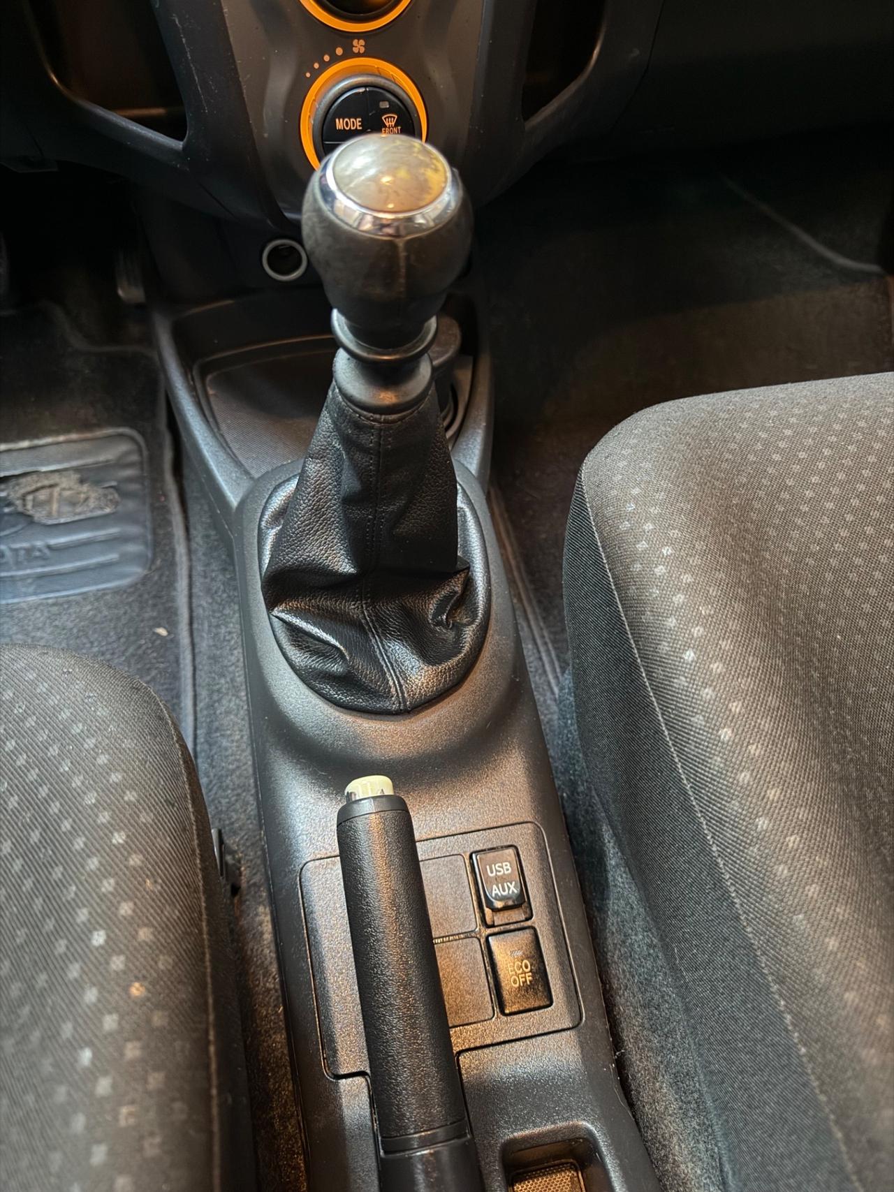 Toyota Yaris 1.3 Neopatentati Euro 5