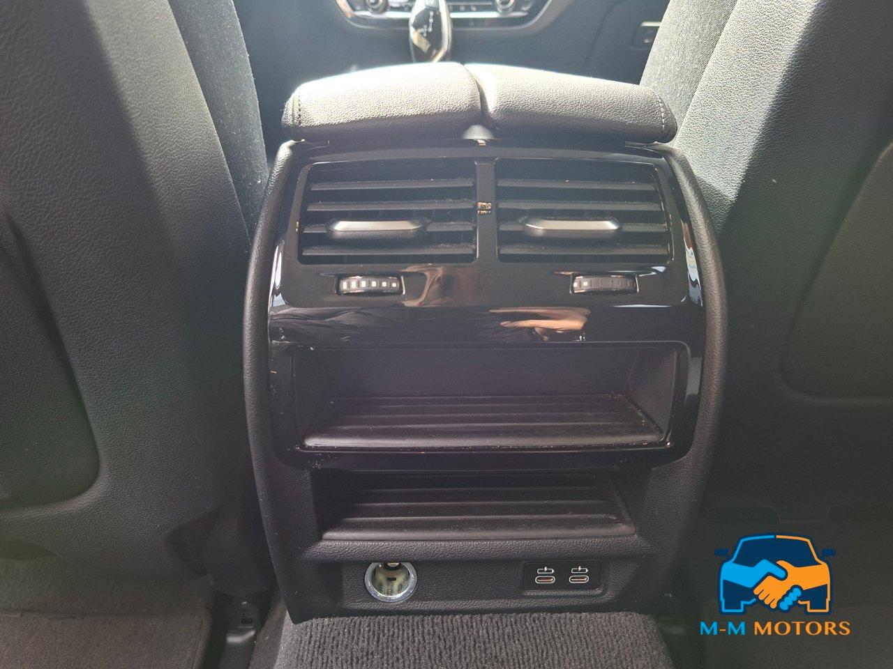BMW 520 d Touring Luxury doppio treno di gomme