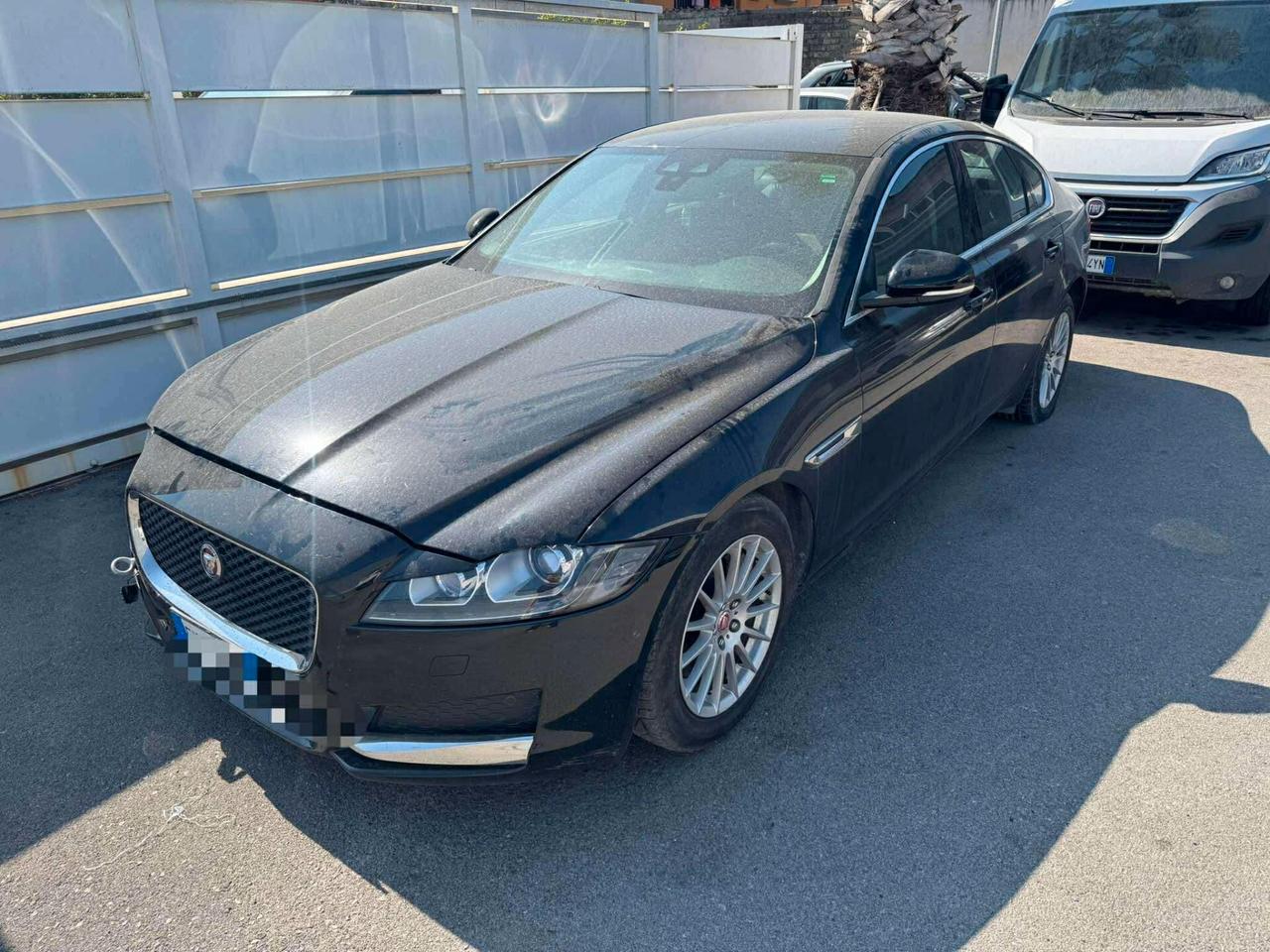 Jaguar XF 2.0 D 180 CV Prestige-2019