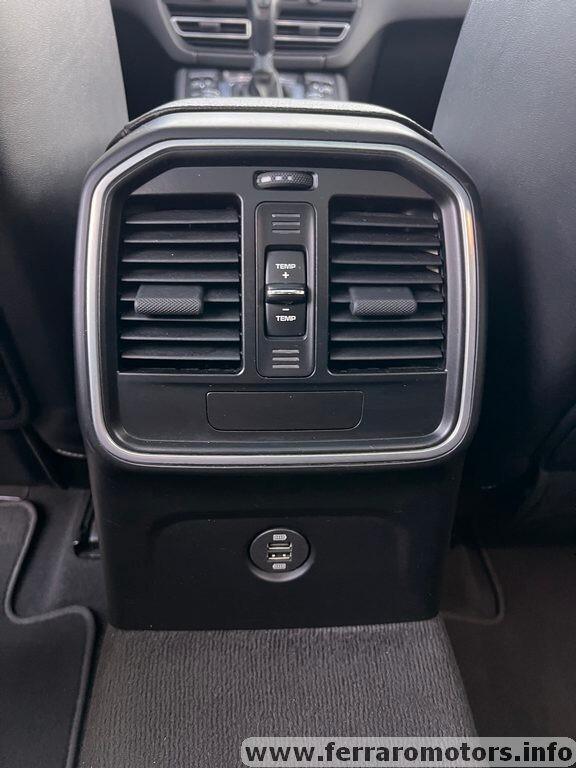 Porsche Macan 3.0 S tetto iva esposta