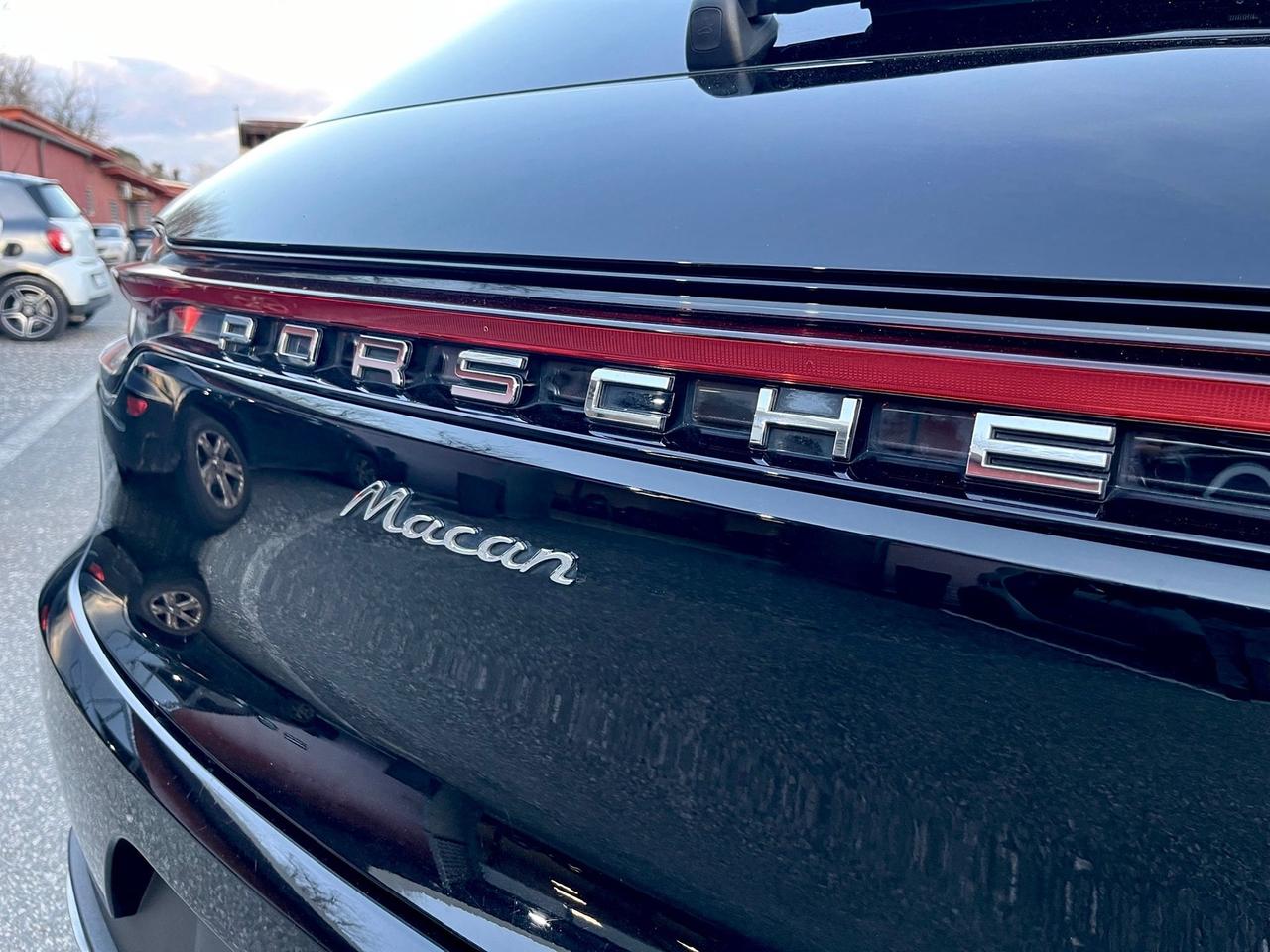 Porsche Macan iva inclusa pelle cocoa cerchio 21 scarichi