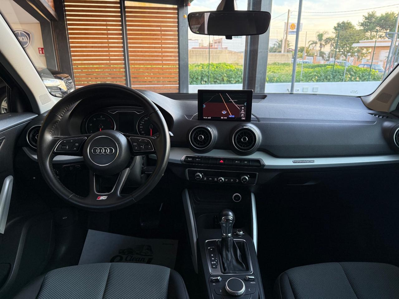 Audi Q2 35 TDI S tronic Identity Black FINANZIAMENTO INTERO IMPORTO CON MINI RATE