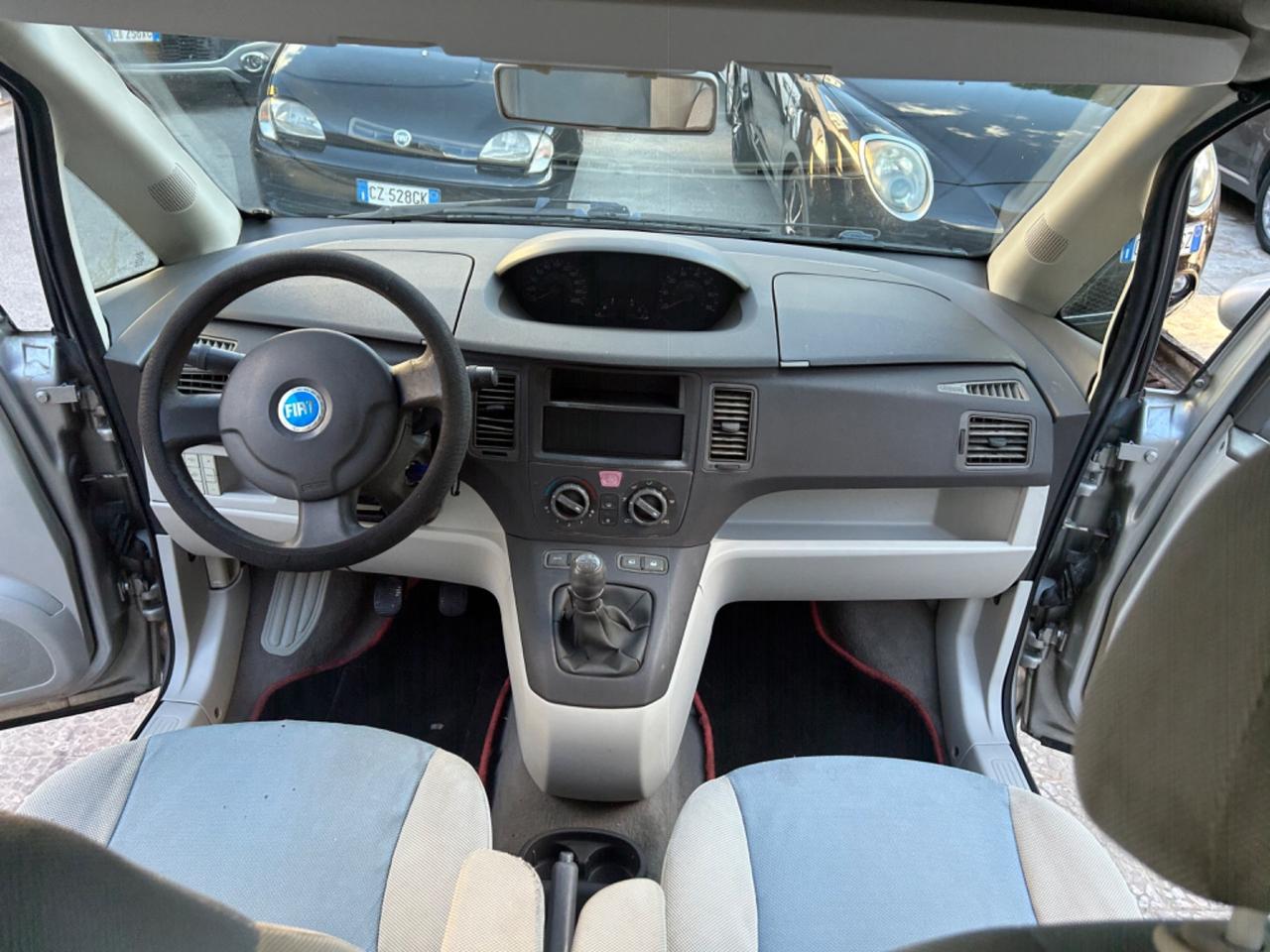 Fiat Idea 1.4 16V Emotion