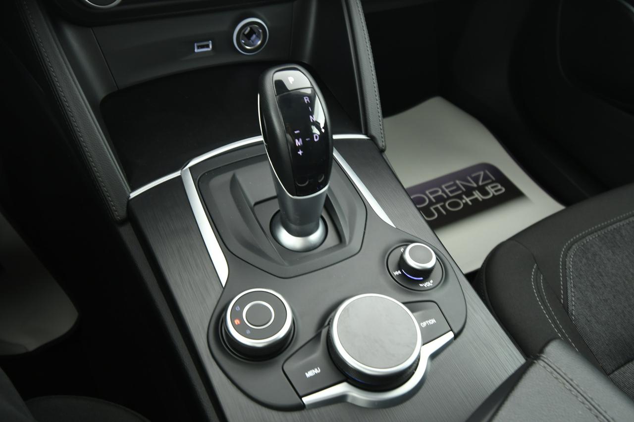 ALFA ROMEO Stelvio 2.0 t Business Q4 200cv auto CAMERA+ACC