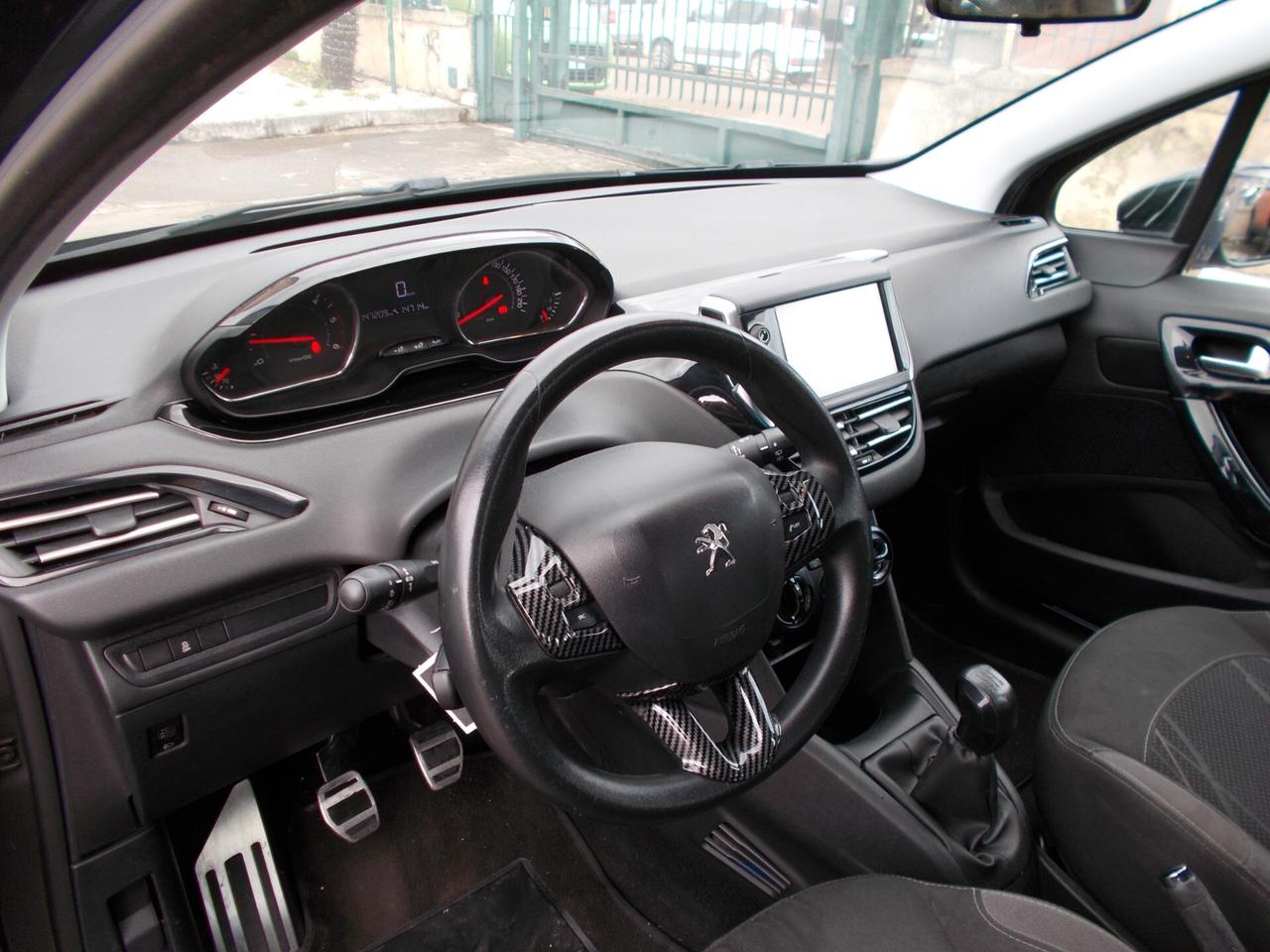 Peugeot 208 1.4 HDi 68 CV 5 porte Allure