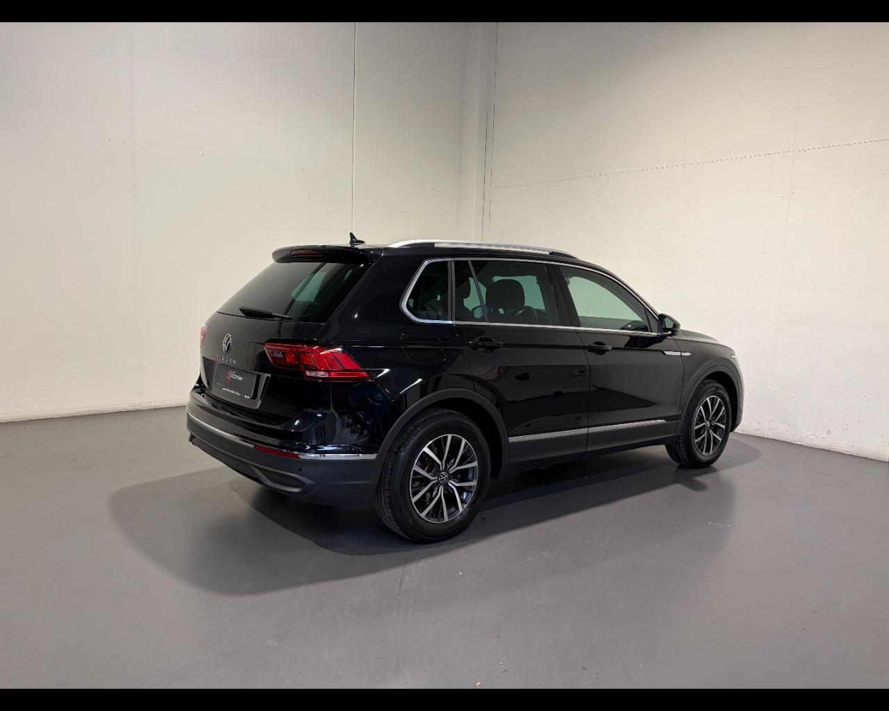 VOLKSWAGEN TIGUAN 1.5 TSI DSG LIFE