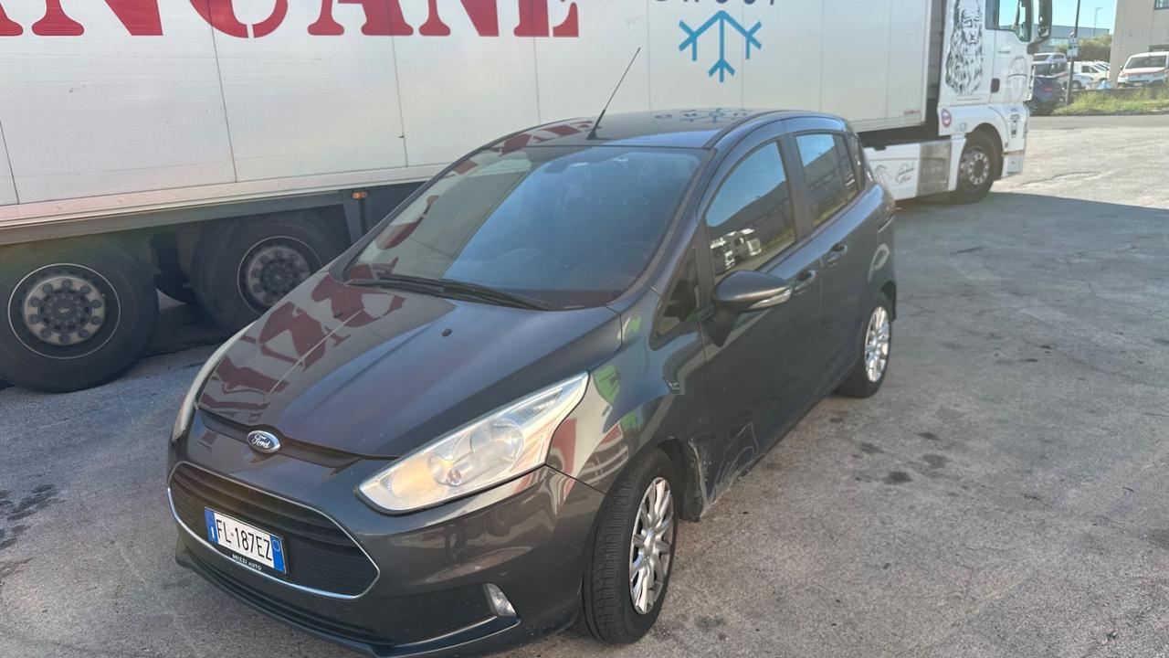 Ford B-Max 1.5 TDCi 75 CV Business Titanium