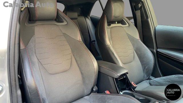TOYOTA Corolla 2.0 Hybrid Lounge