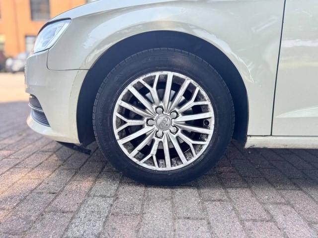 Audi A3 III 2013 3p 1.6 tdi Ambition