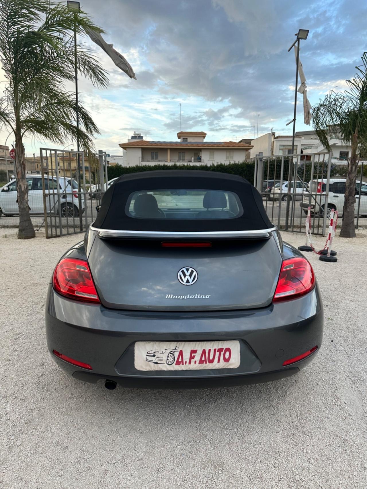 Volkswagen Maggiolino Cabrio 1.6 TDI Design