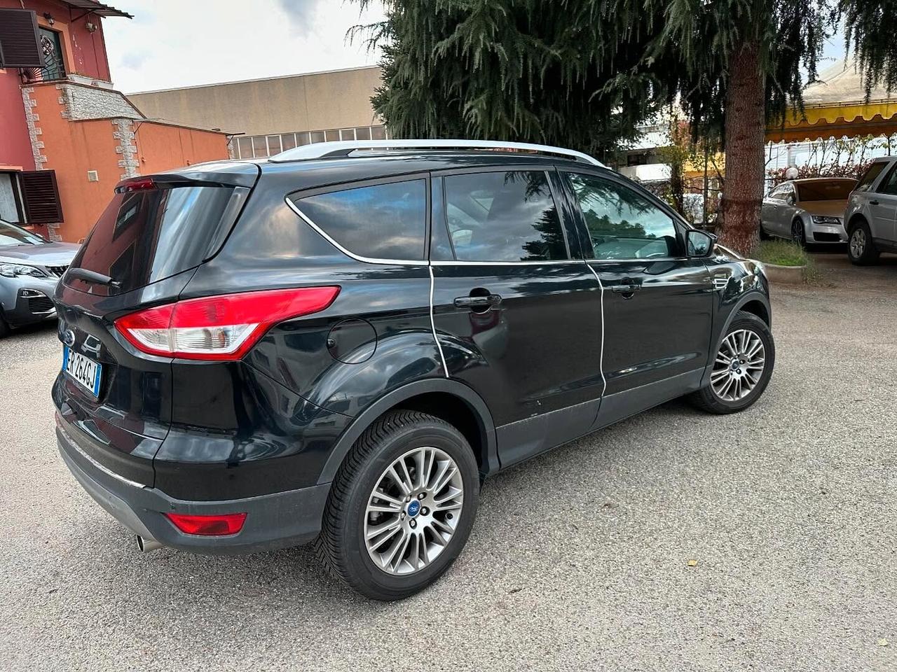 Ford Kuga 2.0 TDCI 140 CV 4WD Titanium FULL OPTIONAL-2013