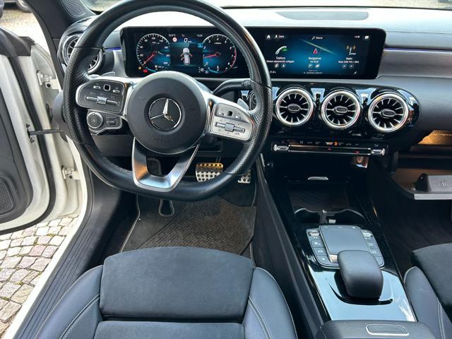 MERCEDES-BENZ CLA 180 Automatic Shooting Brake Premium