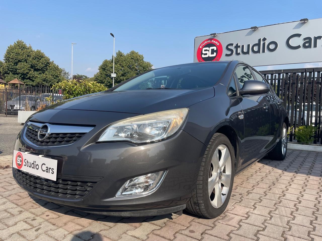 Opel Astra 1.7 CDTI 110CV 5 porte Cosmo