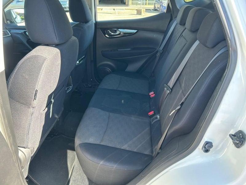 Nissan Qashqai dCi 130 4WD Visia