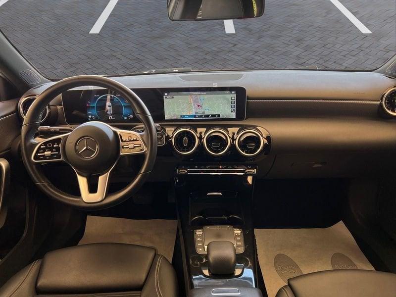 Mercedes-Benz Classe A A 180 d Automatic Sport Tech Pack