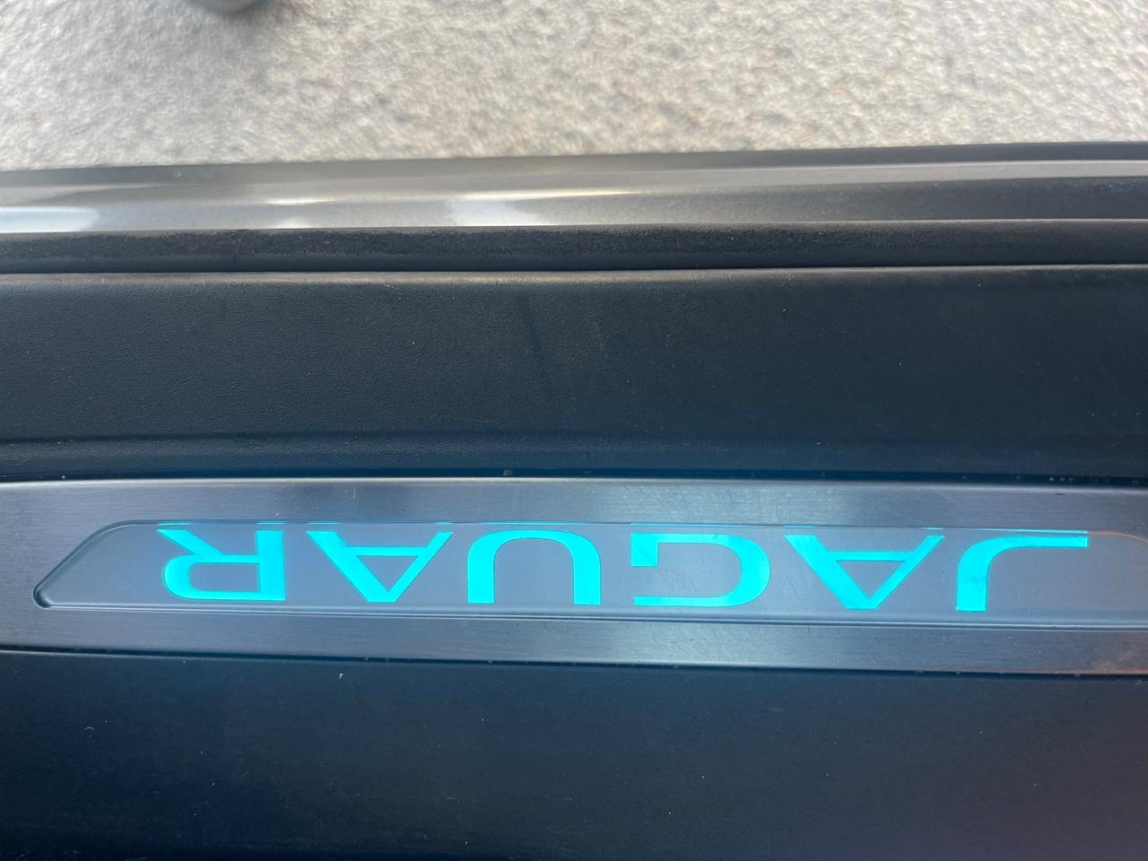 JAGUAR F-PACE 2.0 ID4 AWD 180CV AUT FULL LED MY19