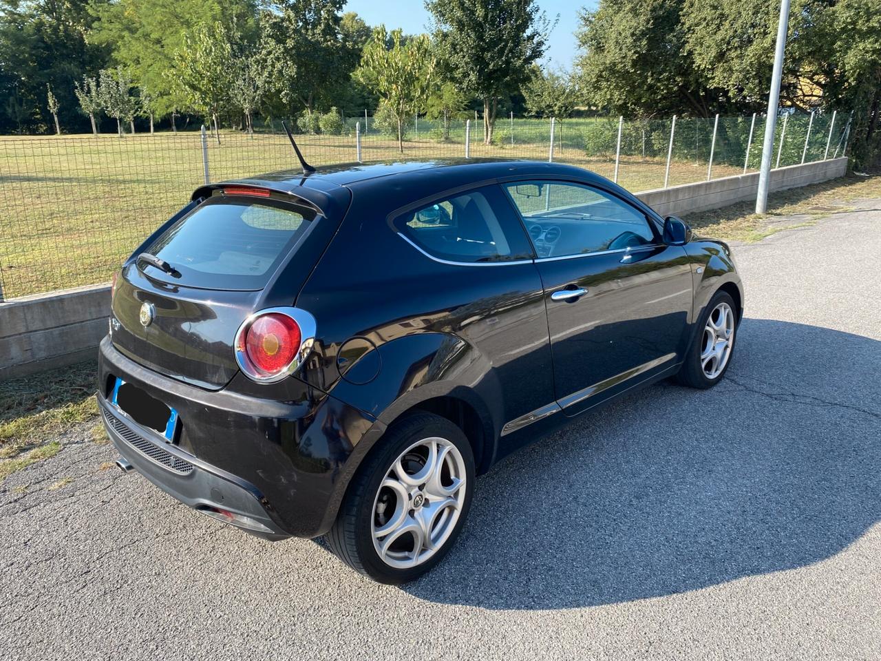 Alfa Romeo MiTo 1.4 105 CV M.air S&S Distinctive Sport Pack