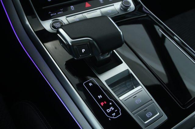 AUDI Q7 50 TDI quattro tip. S line Edition Black plus /7p.