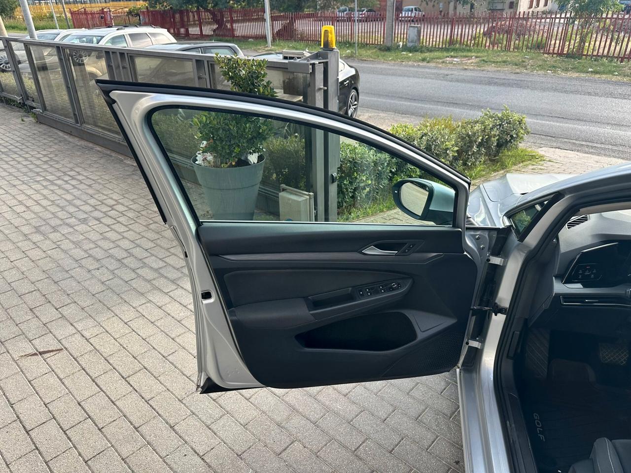 Volkswagen Golf 1.5 TGI DSG Style