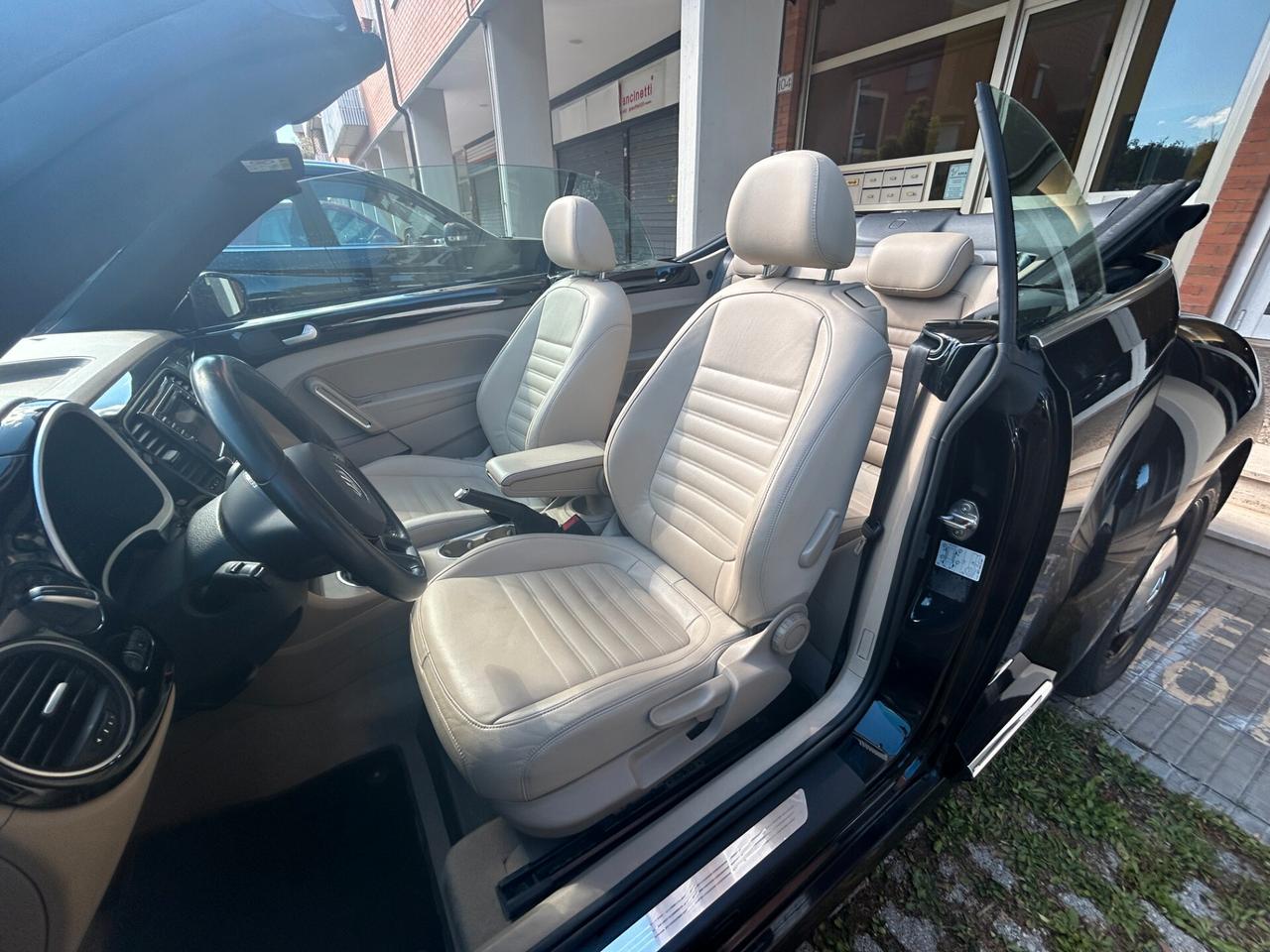 Volkswagen Maggiolino 1.2 pelle-navi-led