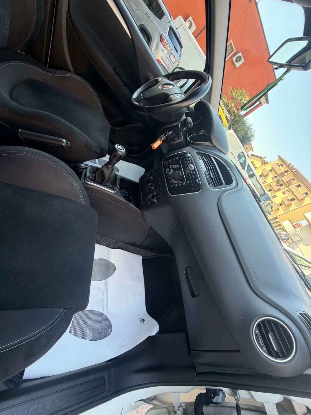 Fiat Punto 1.3 MJT II S&S 95 CV 5 porte Street